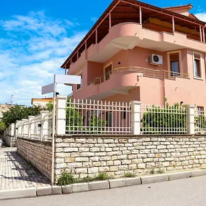 Gasthuis Maledhi, Berat