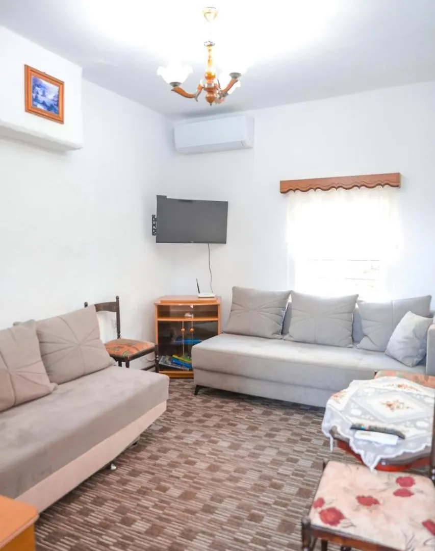 Apartment Guesthouse Gogu Berat