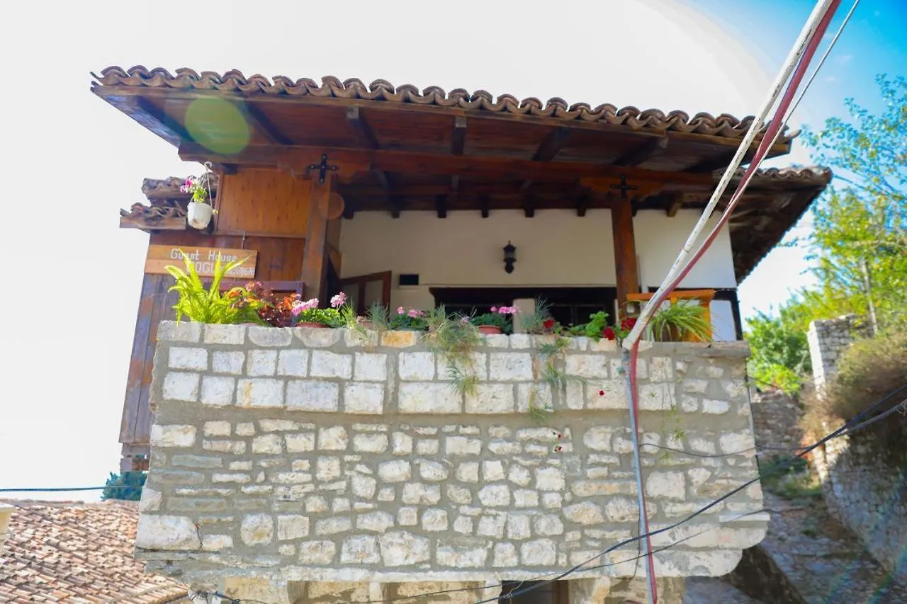 Guesthouse Gogu Berat Apartment
